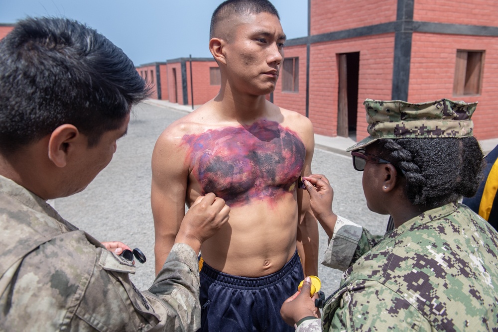 U.S. Navy Promotes Medical Readiness in Peru