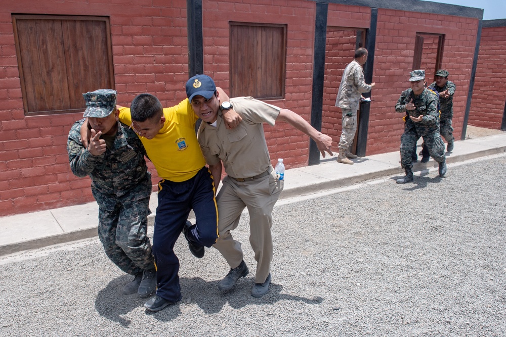 U.S. Navy Promotes Medical Readiness in Peru