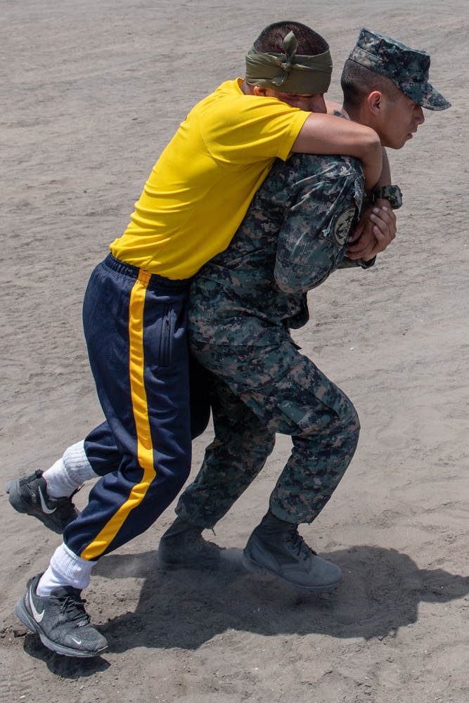 U.S. Navy Promotes Medical Readiness in Peru