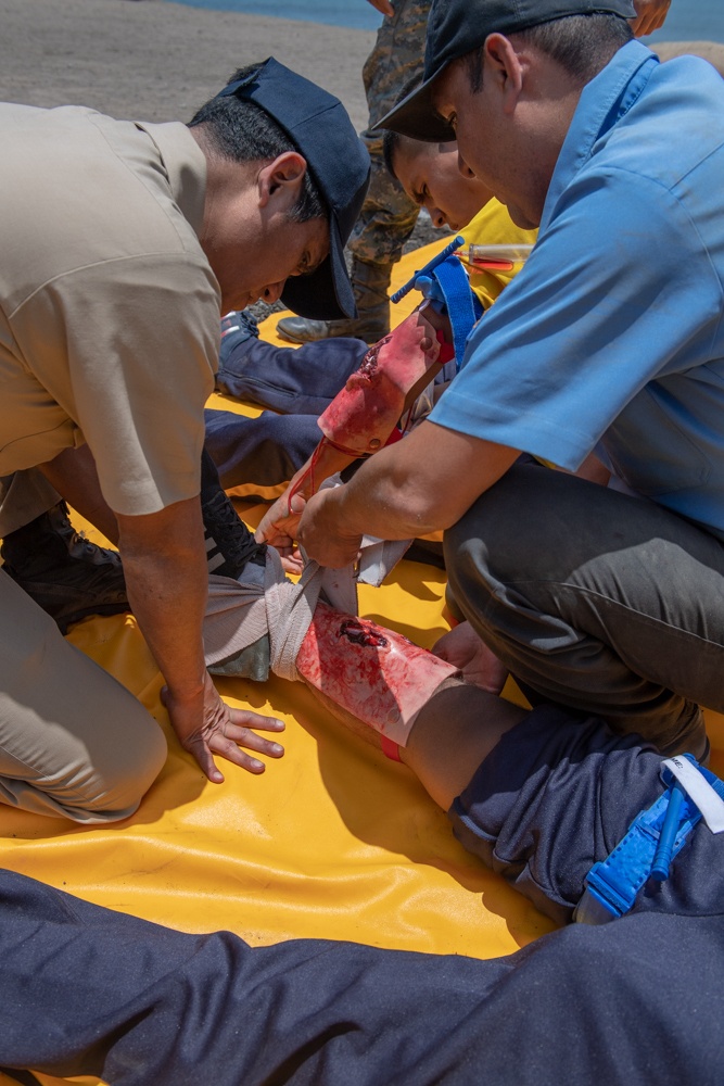 U.S. Navy Promotes Medical Readiness in Peru