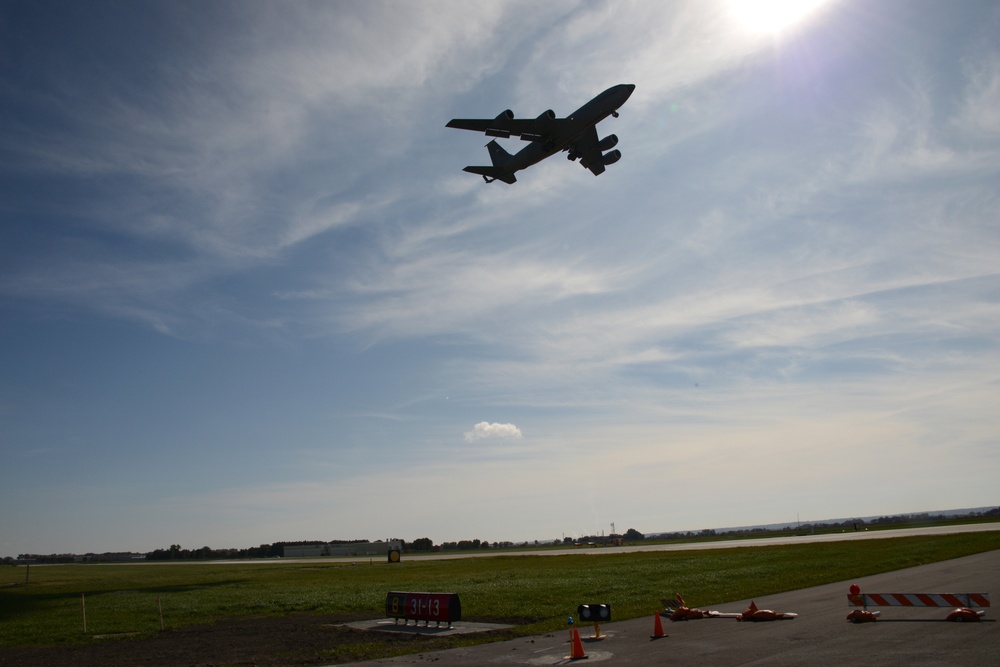 KC-135 sky