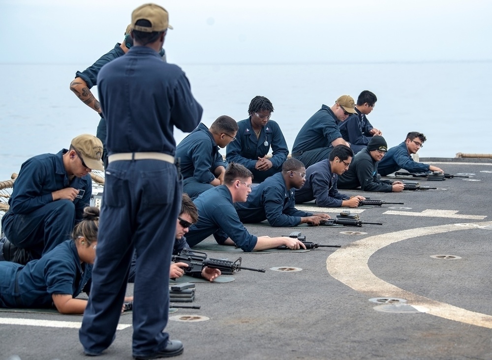 USS Lake Erie (CG 70) Live-Fire Gunnery Exercise