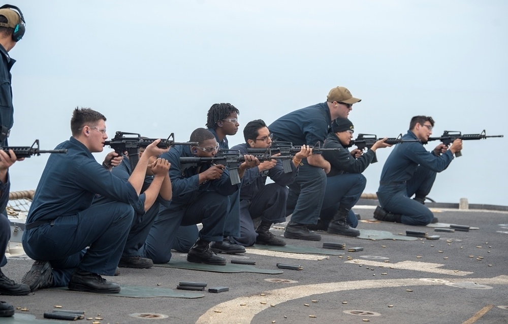 USS Lake Erie (CG 70) Live-Fire Gunnery Exercise