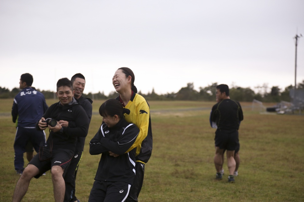 JGSDF service members execute Marine Corps physical training