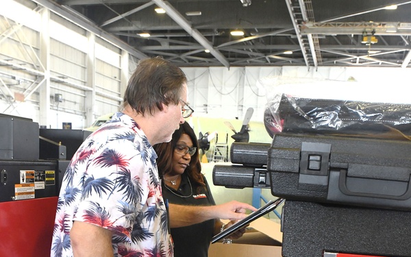 Snap-on tool boxes streamline inventory control at Fleet Readiness Center Southeast