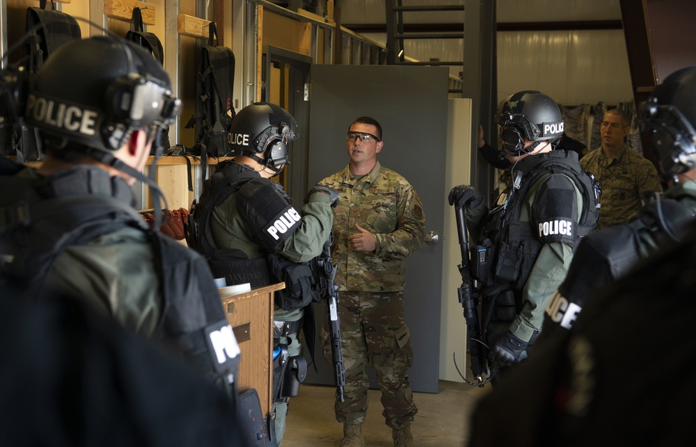 50th Security Forces Squadron trains with Fountain Rapid Response Team