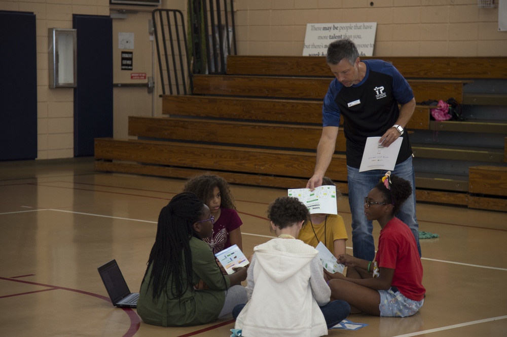 MacDill hosts 4-H National Science Youth Day