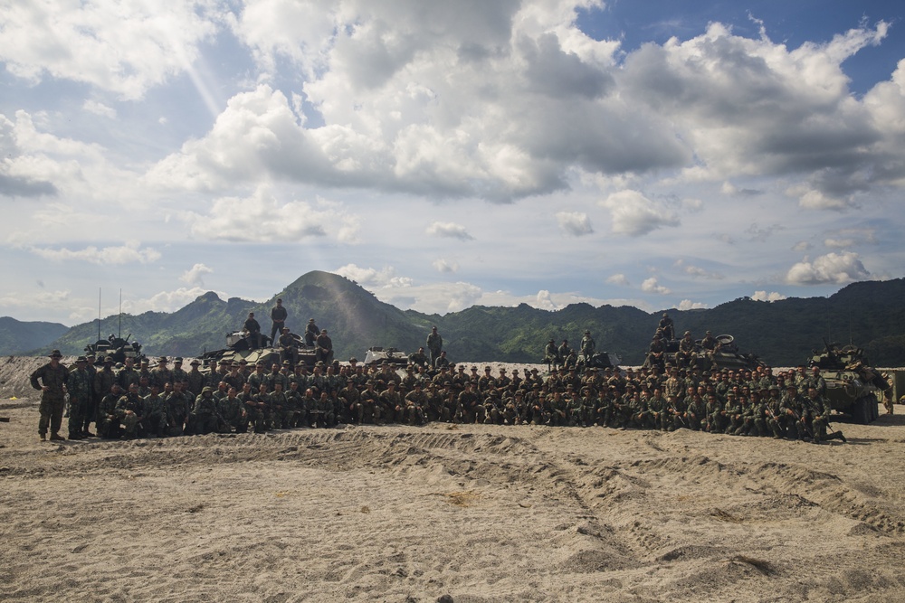 Philippine, US Marines participate in FINEX during KAMANDAG 3