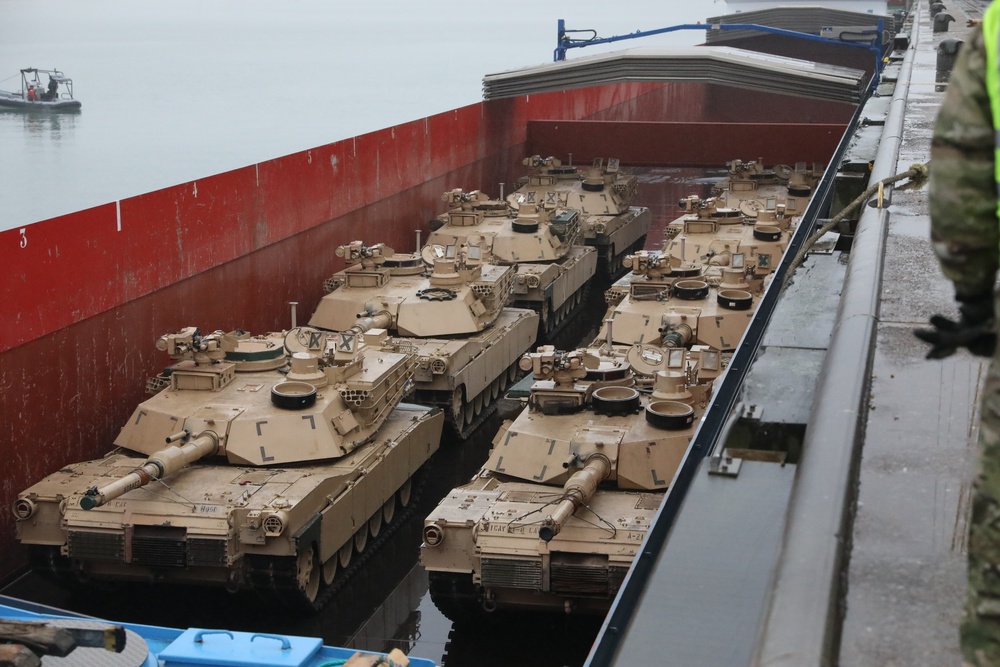 2nd Armored Brigade Combat Team, 1st Cavalry Division arrives in Europe