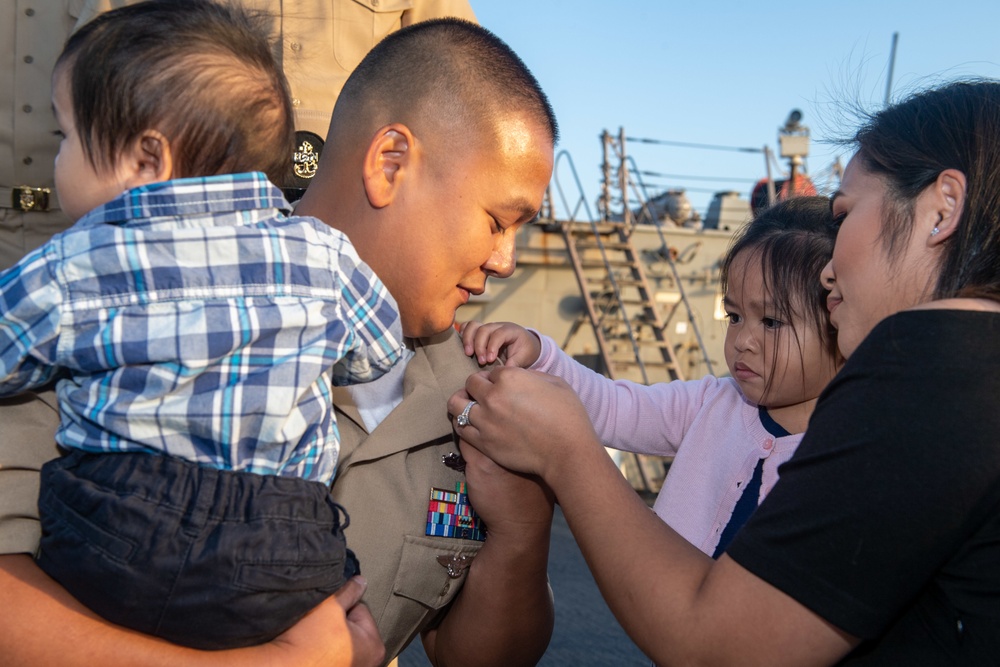 USS Porter (DDG 78) CPO Pinning Ceremony