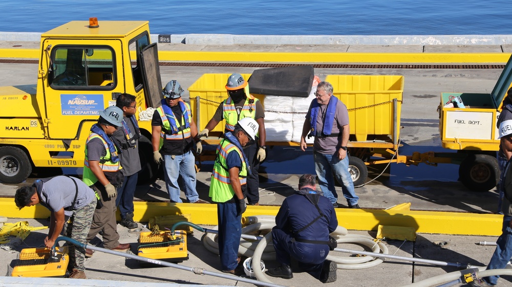 NAVSUP FLC Pearl Harbor Demonstrates Readiness during Fuel Spill Response Exercise