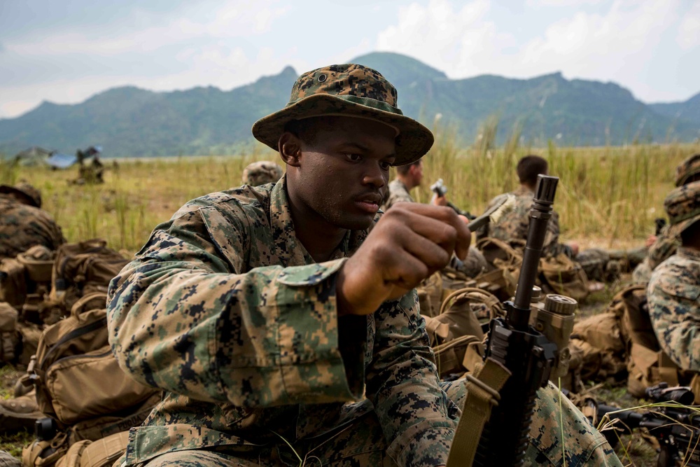 Easy Company, 2/2, conducts live fire operations during KAMANDAG 3