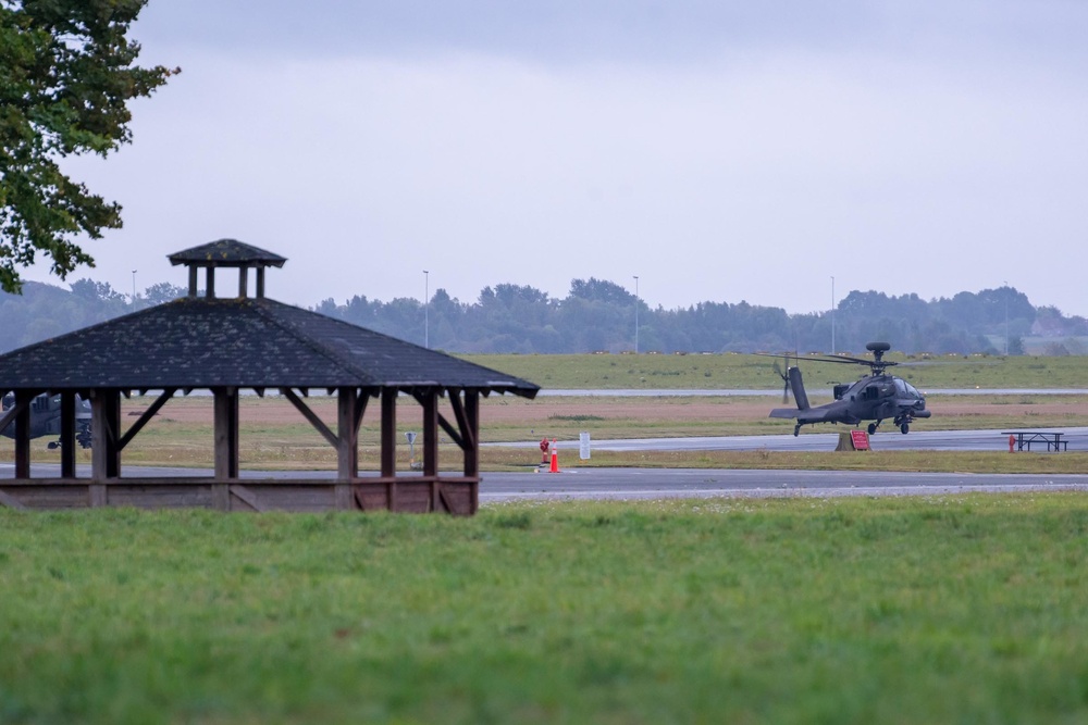 British Helicopters use Chièvres Air Base as refueling point