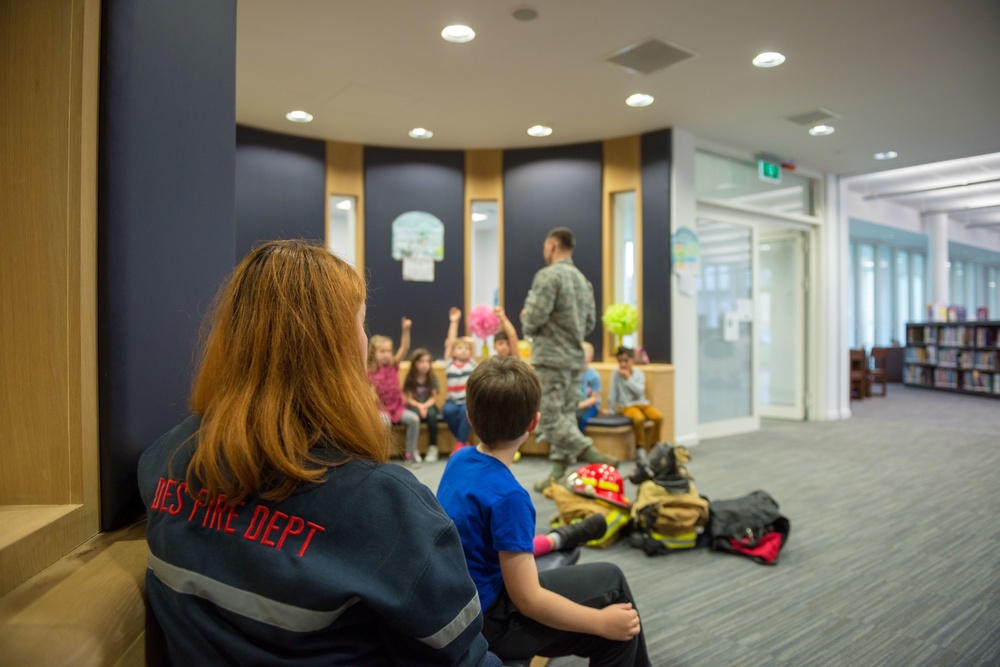 Firefighters visit SHAPE American School Firefighters visit SHAPE American School