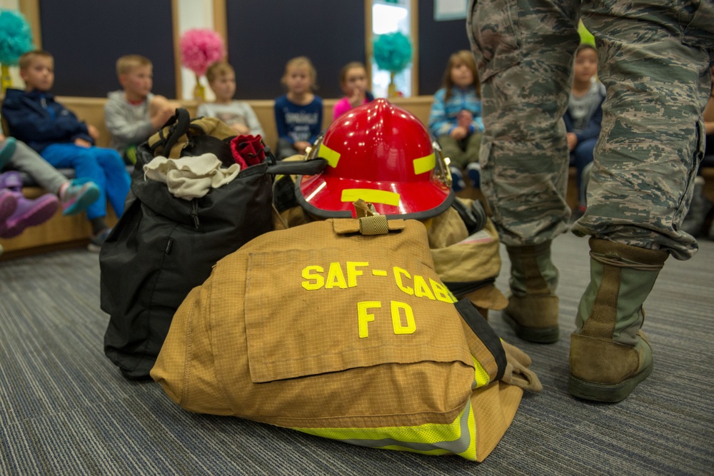 Firefighters visit SHAPE American School Firefighters visit SHAPE American School