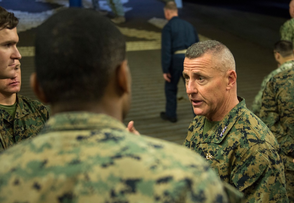 Lt. Gen. Robert F. Hedelund visits the USS Bataan