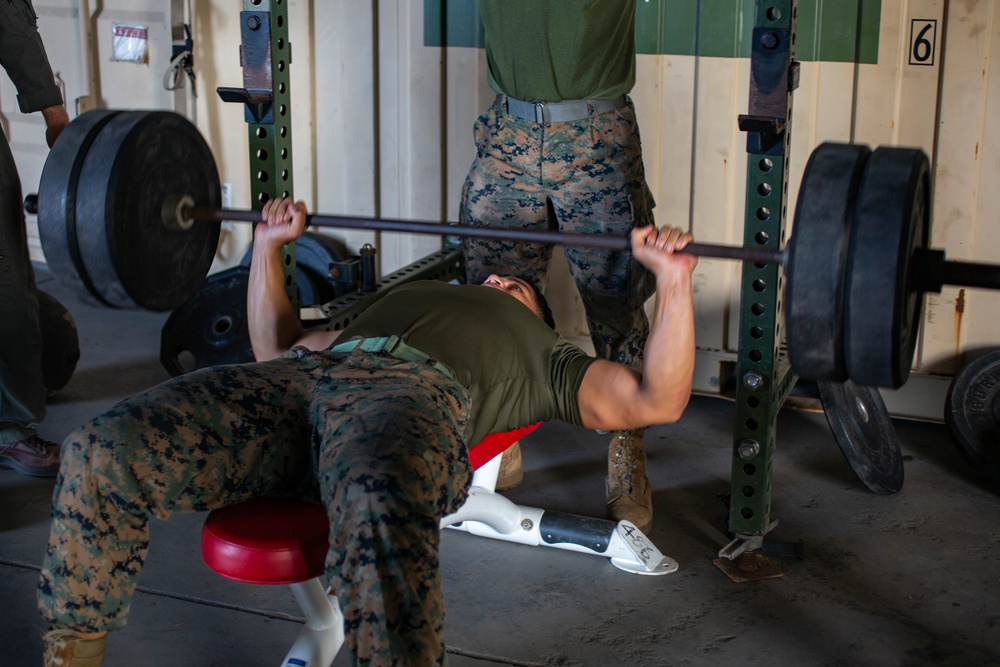 U.S. Marines, Sailors utilize their downtime during exercise KAMANDAG 3