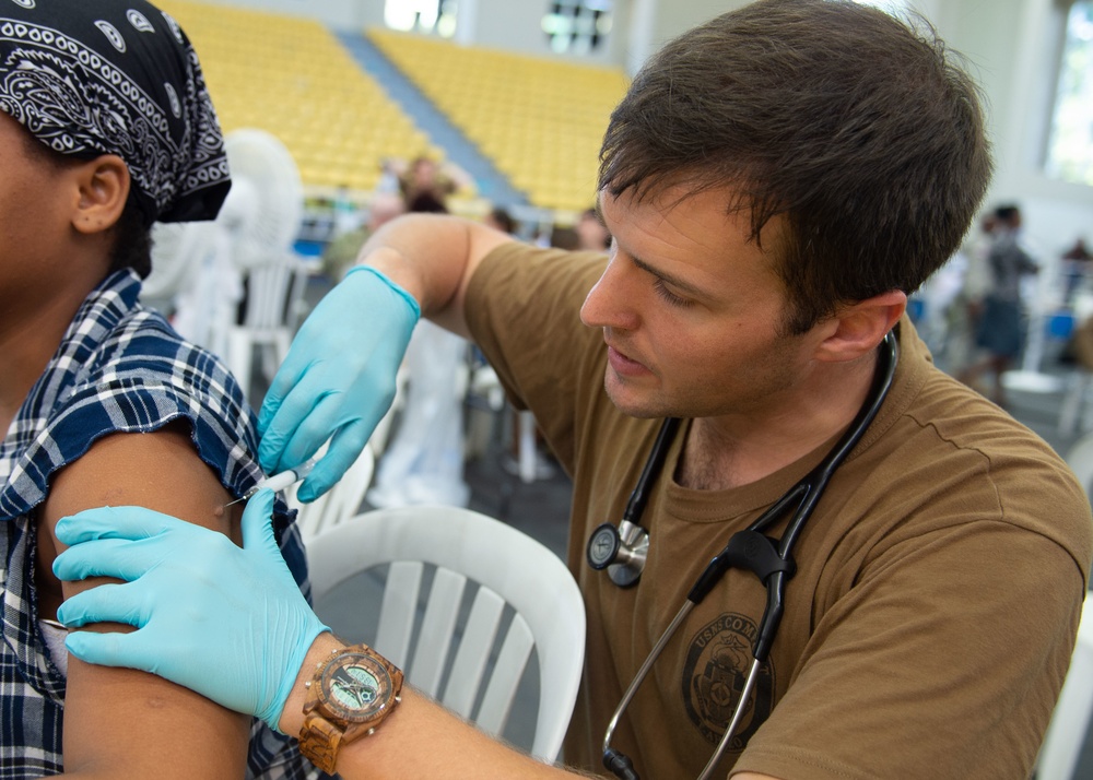 USNS Comfort Provides Medical Support in Dominican Republic
