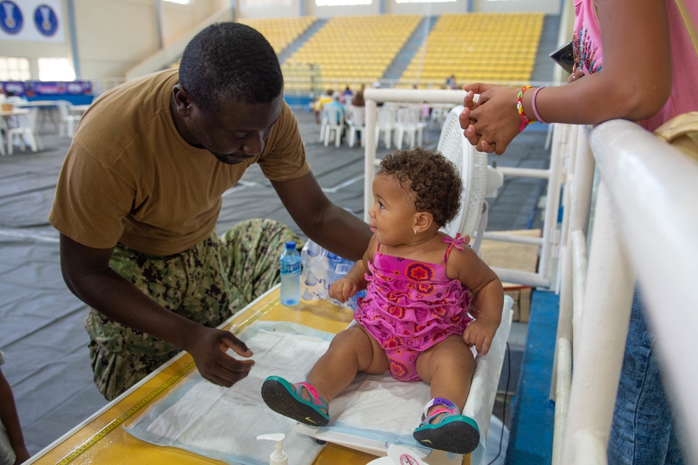 USNS Comfort Provides Medical Support in Dominican Republic