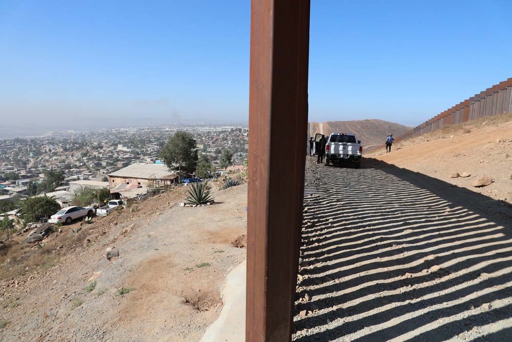 Border barrier construction at USACE Task Force Barrier project site San Diego 4