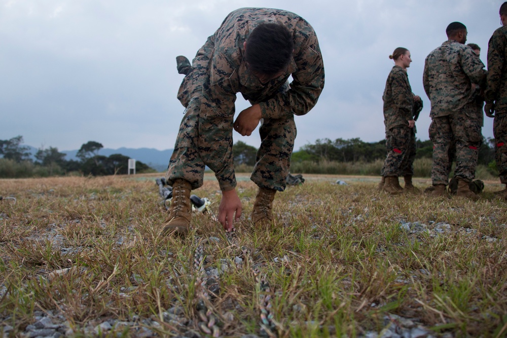 CLB-31 Marines conduct helicopter support team training