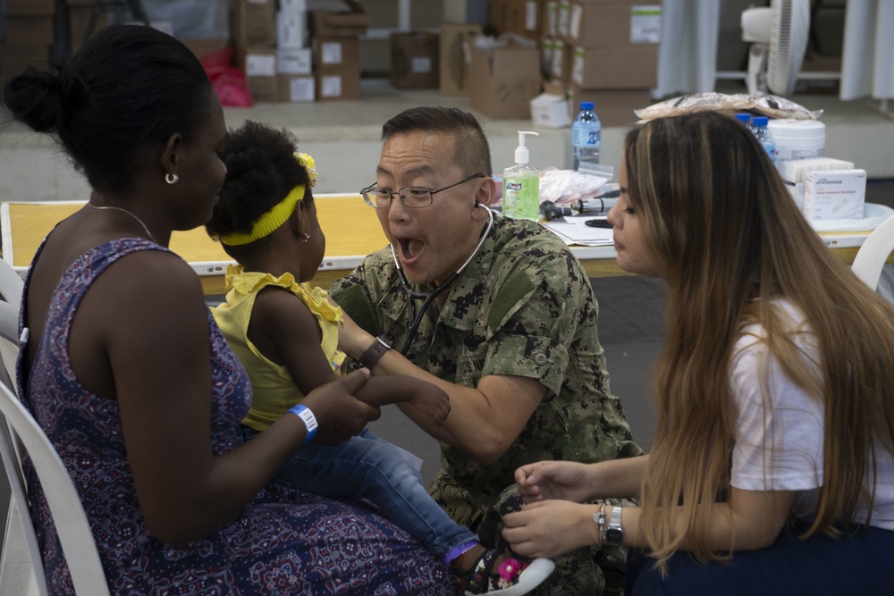 USNS Comfort Visits Santo Domingo, Dominican Republic