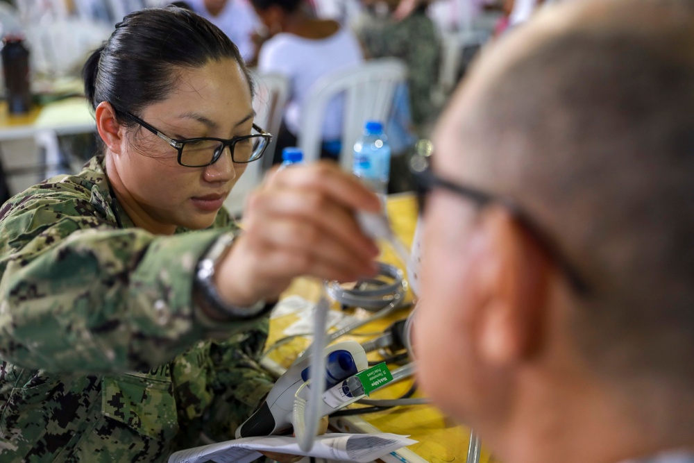 USNS Comfort Visits Dominican Republic