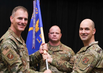 Bishop assumes command of 131st LRS