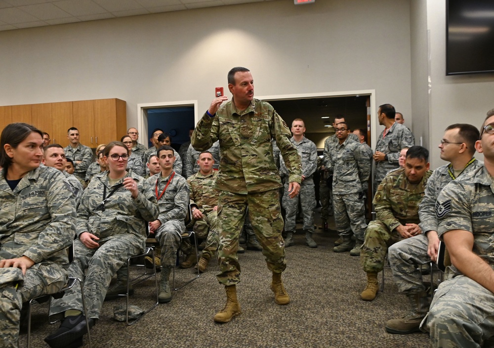Tennessee ANG Enlisted leaders speak to NCOs