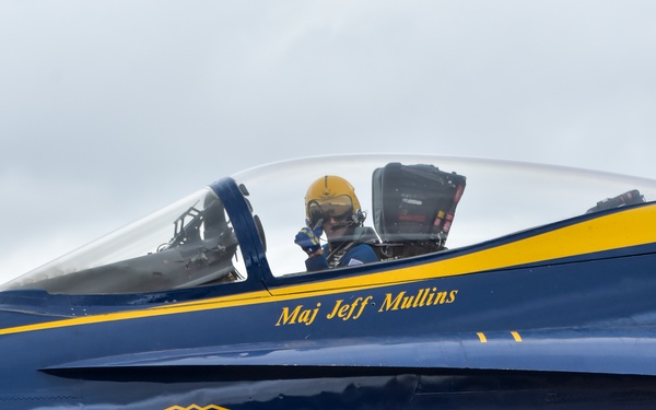 Blue Angels Soar Over MCAS Miramar