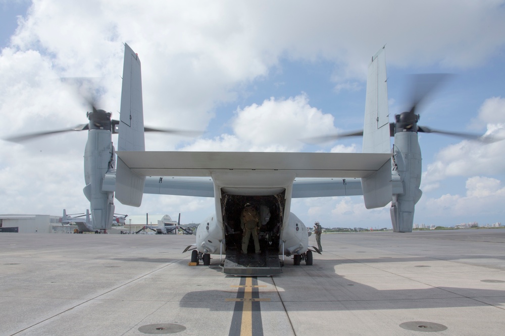31st MEU Marines drop Joint Precision Airdrop System with MV-22B Ospreys