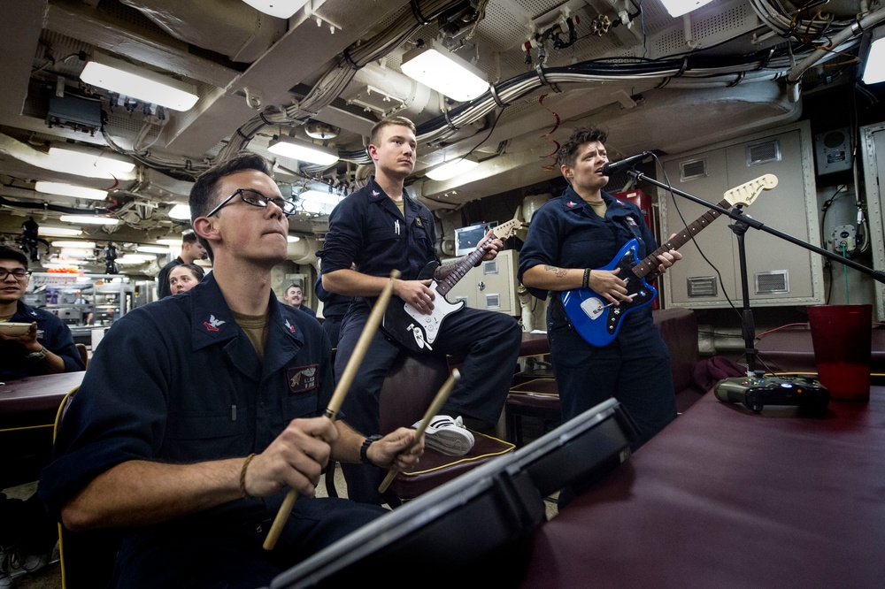 the Ohio-class guided-missile submarine USS Florida (SSGN 728)