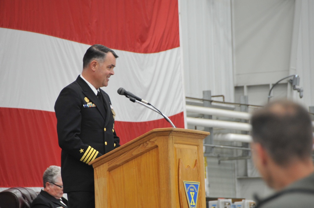 Wing 10 Conducts Change of Command Ceremony