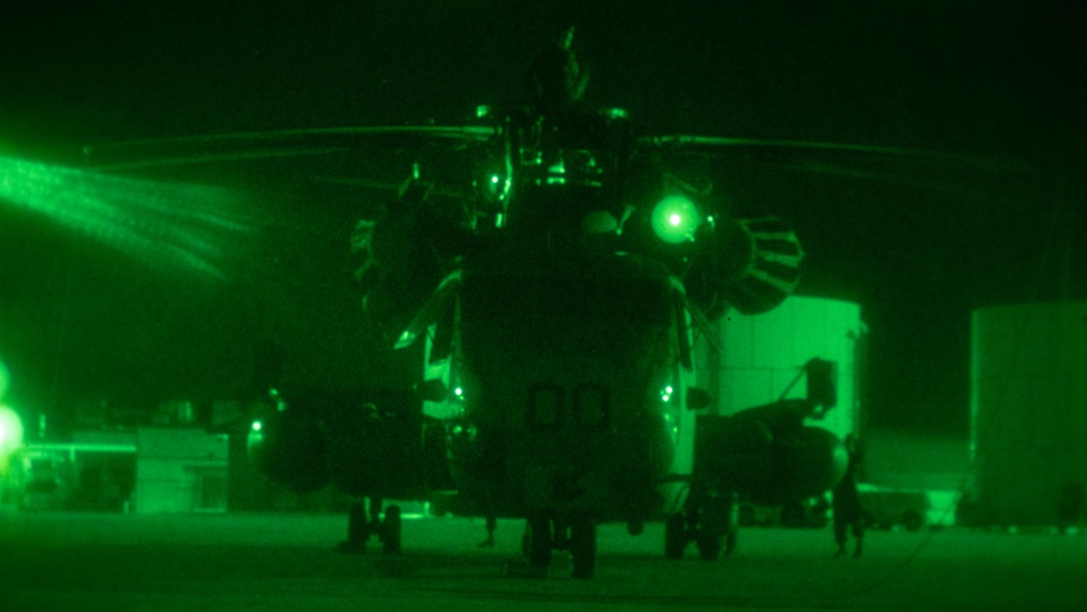 Night maintenance on CH-53E Super Stallion helicopters with HMH-366