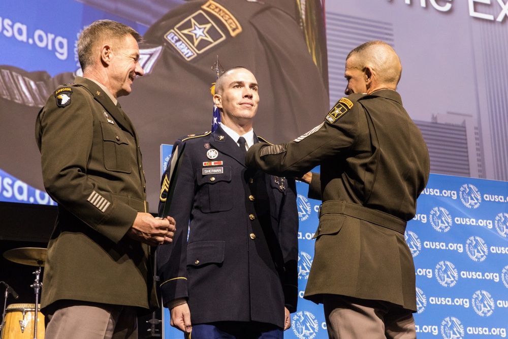 Trumpeter with Fort Benning band receives Army's new Expert Soldier Badge