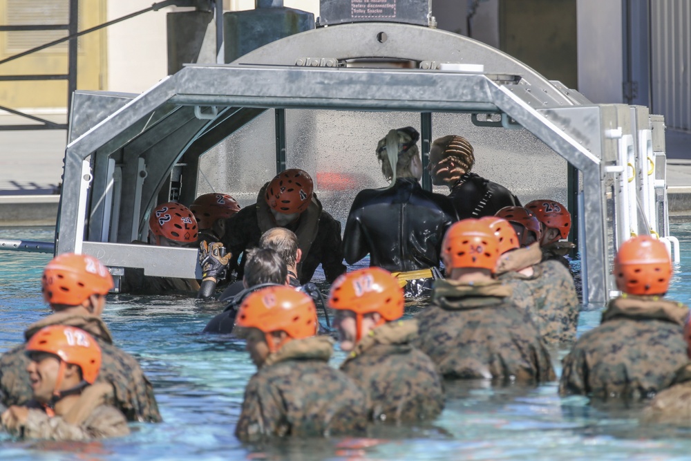 Pendleton Marines conduct Modular Amphibious Egress Training