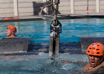 Pendleton Marines conduct Modular Amphibious Egress Training