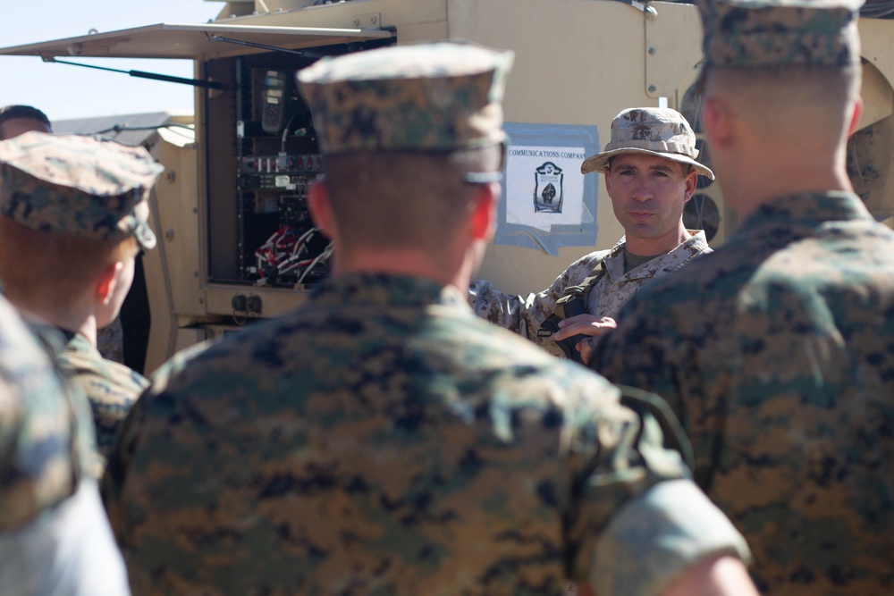 BCOC Students Visit 2d MARDIV Rear Area Operations Center