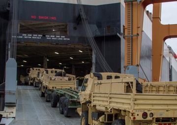 Devil Brigade Soldiers conduct port operations