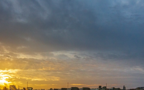 Big Red One Soldiers load up after successful deployment