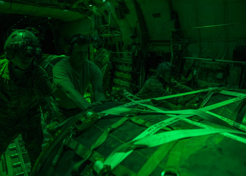 75th EAS Resupplies Fuel for Forward U.S. Force in Somalia