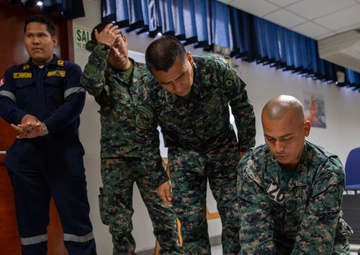 U.S. Navy Promotes Medical Readiness in Peru