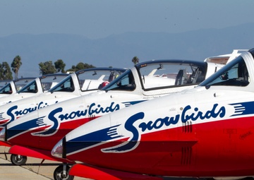 Air show performers arrive to Los Alamitos Army Airfield