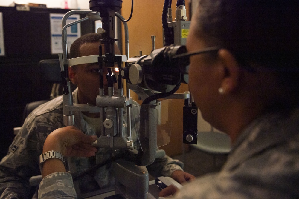 Optometry maintains Airmen's vision readiness