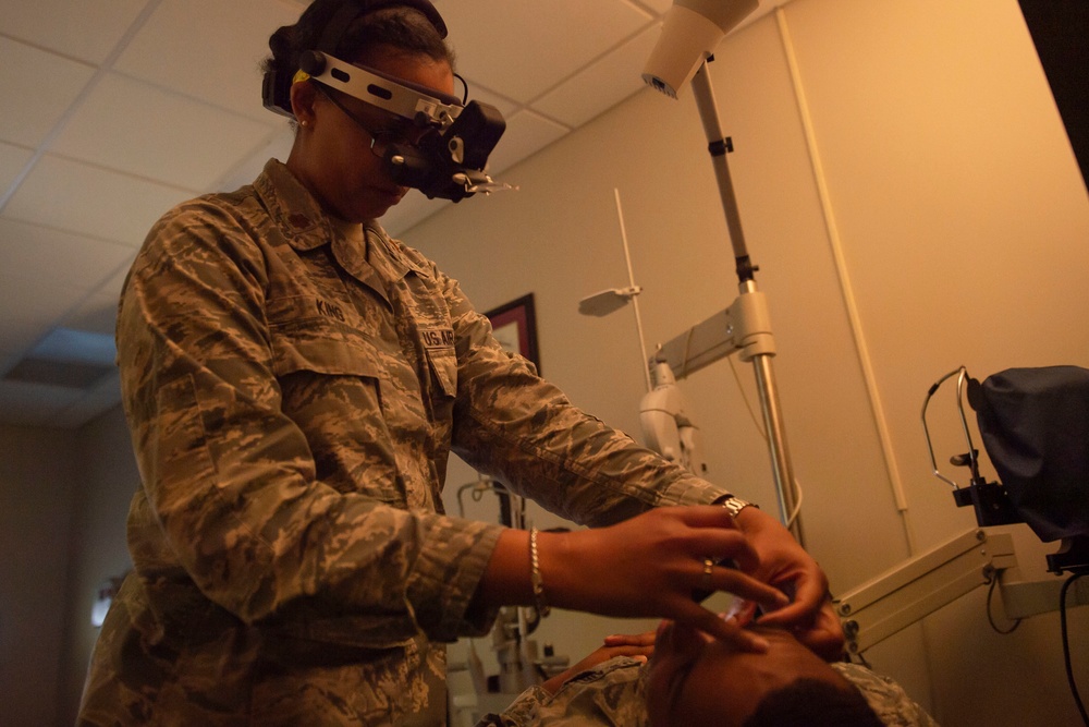 Optometry maintains Airmen's vision readiness