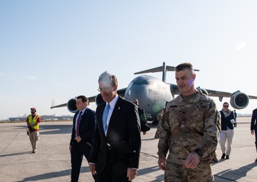 Defense Secretary Visits Iraq
