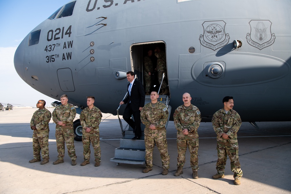 Defense Secretary Visits Iraq