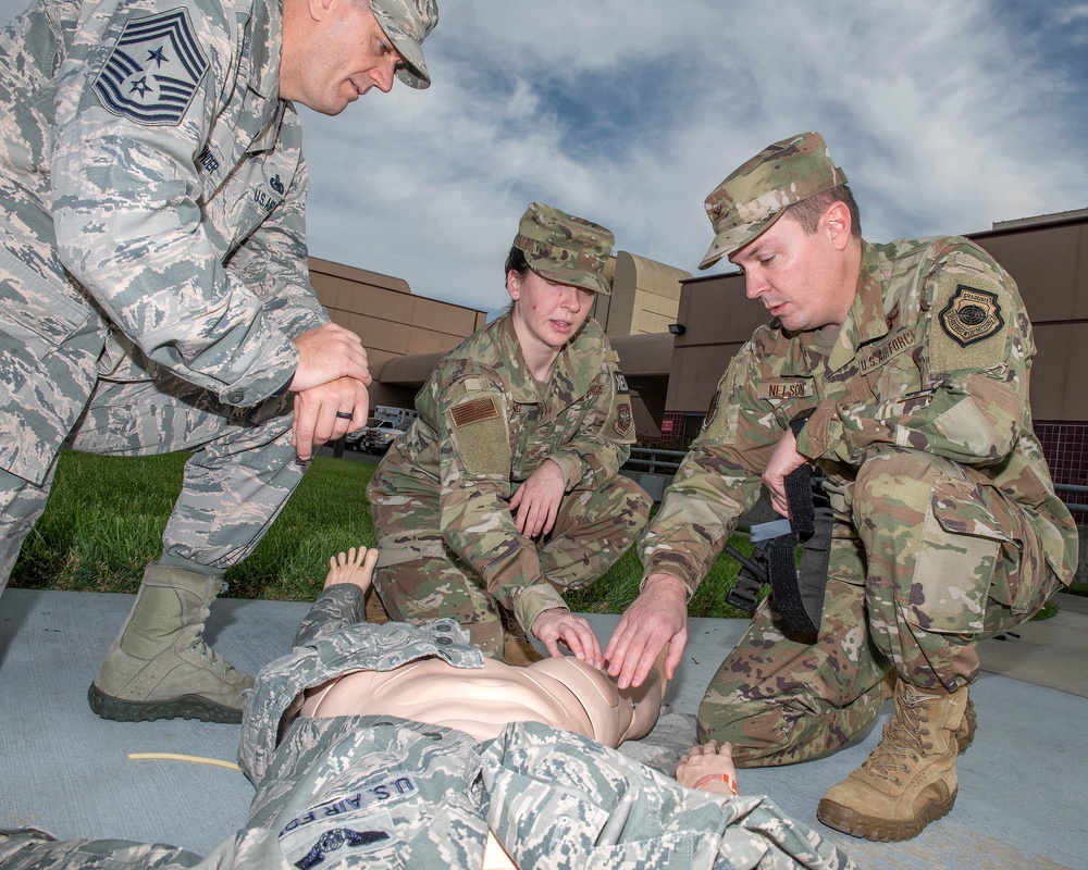 Travis AFB Leadership Rounds
