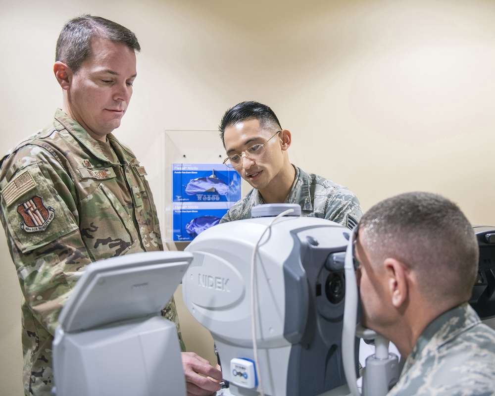Travis AFB Leadership Rounds