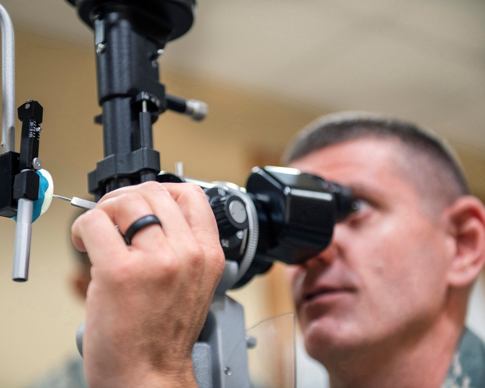 Travis AFB Leadership Rounds